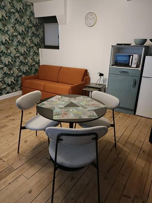 Charmante Maison De Ville Les 2B46 カオール エクステリア 写真